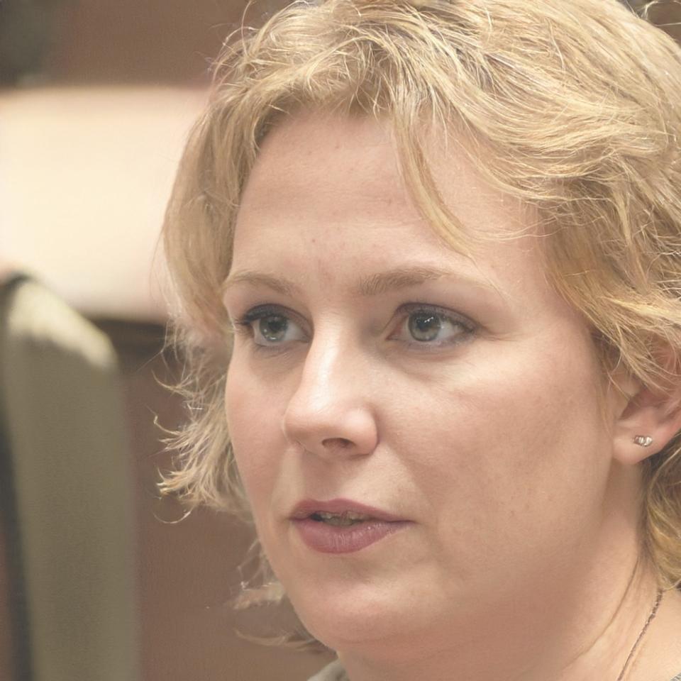 Marie Dubois, Analyste Senior
